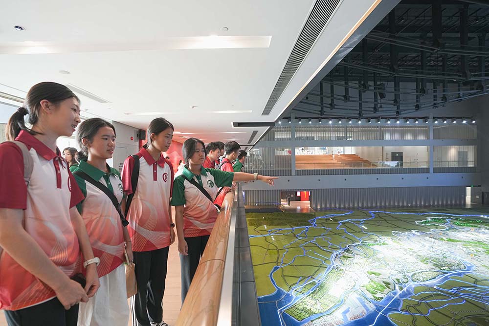 「一百青年看祖國」 — 粵港澳青年伙伴同行交流團-活動花絮12