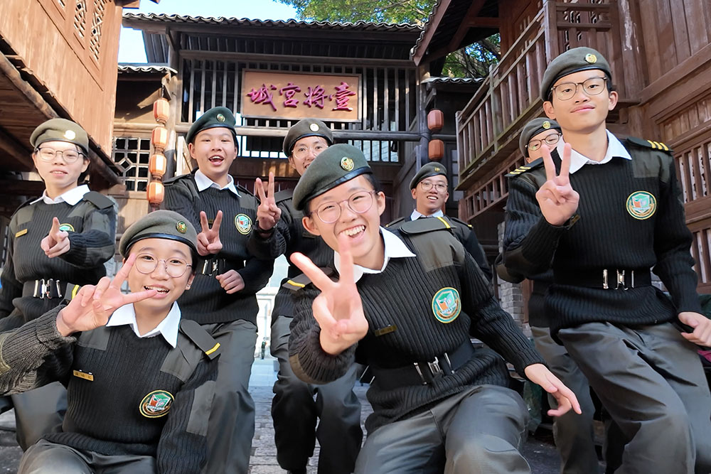 Customs YES 走進TVB夢工場