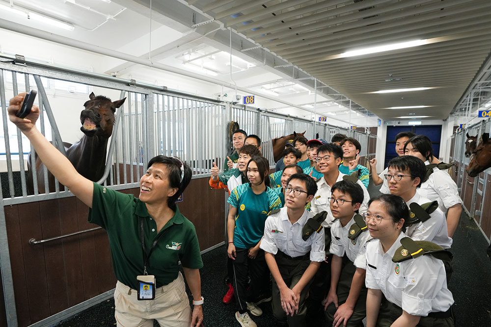 參觀香港賽馬會賽事人才培訓馬房-活動花絮8