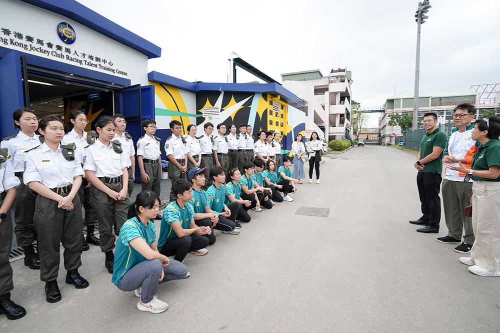參觀香港賽馬會賽事人才培訓馬房-活動花絮3